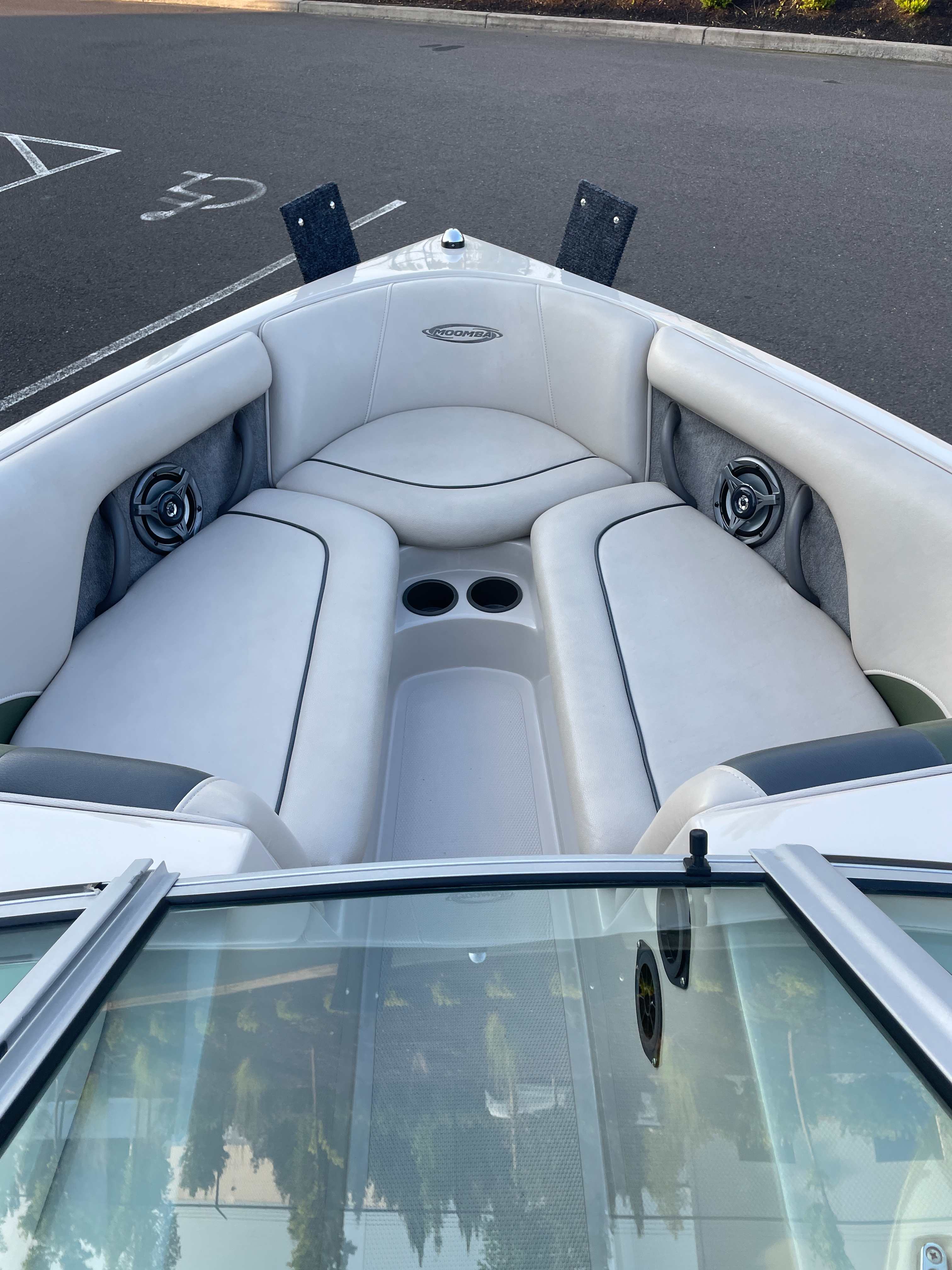 2006 Moomba Outback Icon
